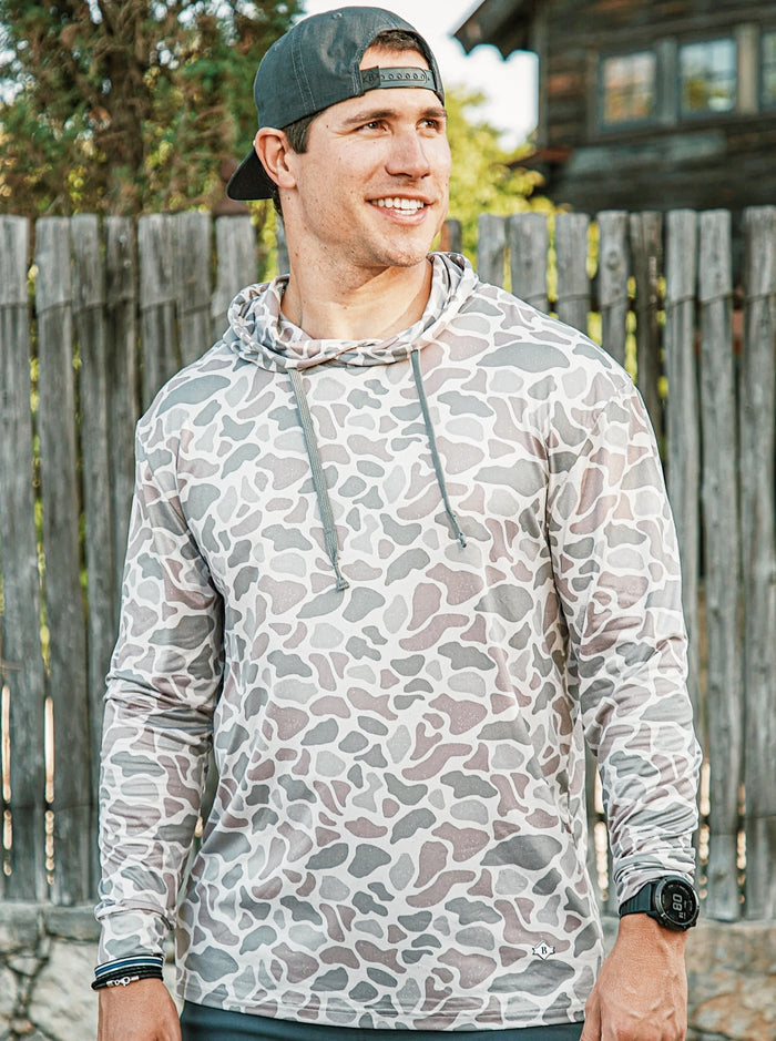 Burlebo: Performance Hoodie - Classic Deer Camo