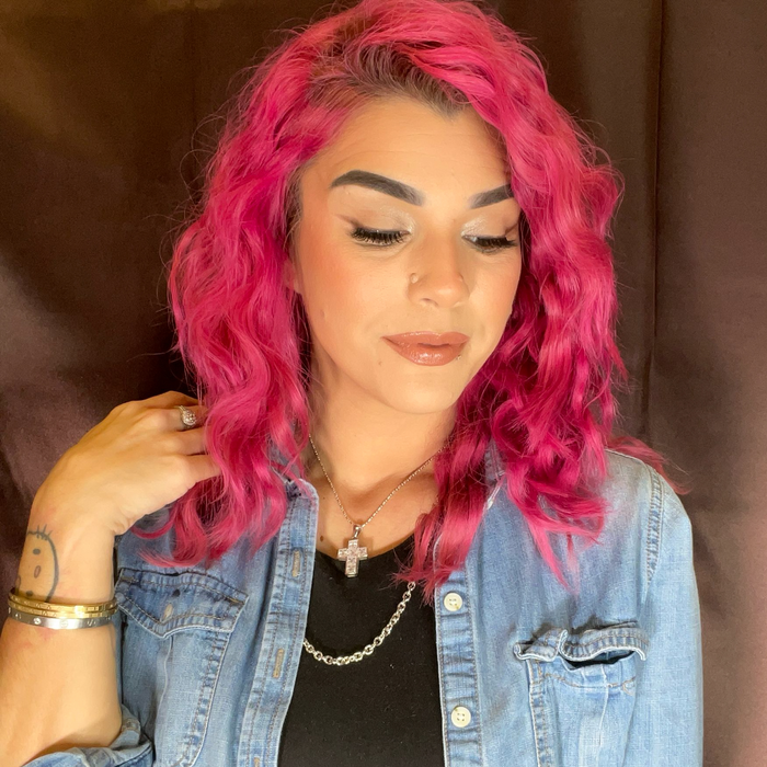 Dat Gel Eyeliner in Style - Brown Gel Liner on Eye Waterline | Pinky B Beauty