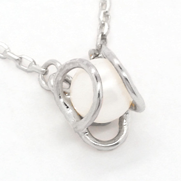 Floating Pearl Necklace
