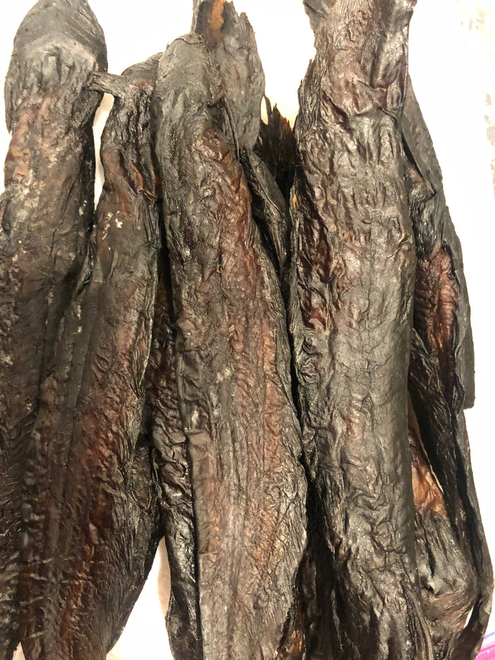 Smoked Nga Gyee Chauk (အကြီးမ ငါး ကျည်း ကြပ် တင် ခြောက် - အကောင် ကြီ:) - Myanmar Food USA