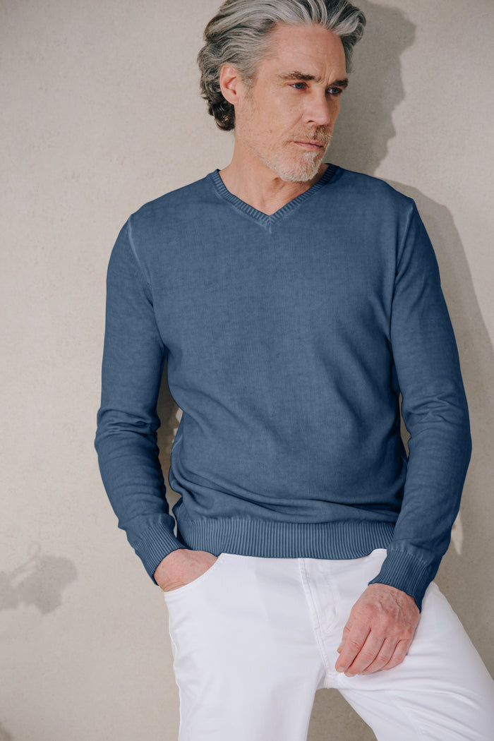 Micro Waffle V-Neck Knit - Jeans