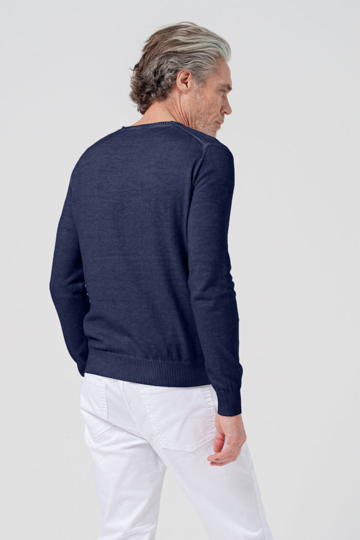 Micro Waffle V-Neck Knit - Navy