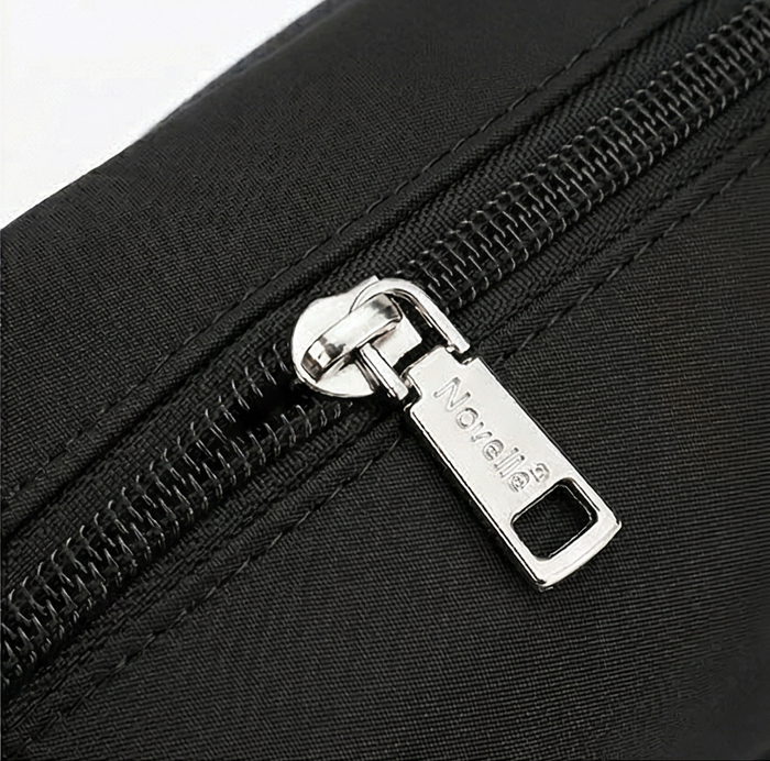Novelle – Lightweight Nylon Crossbody Bag