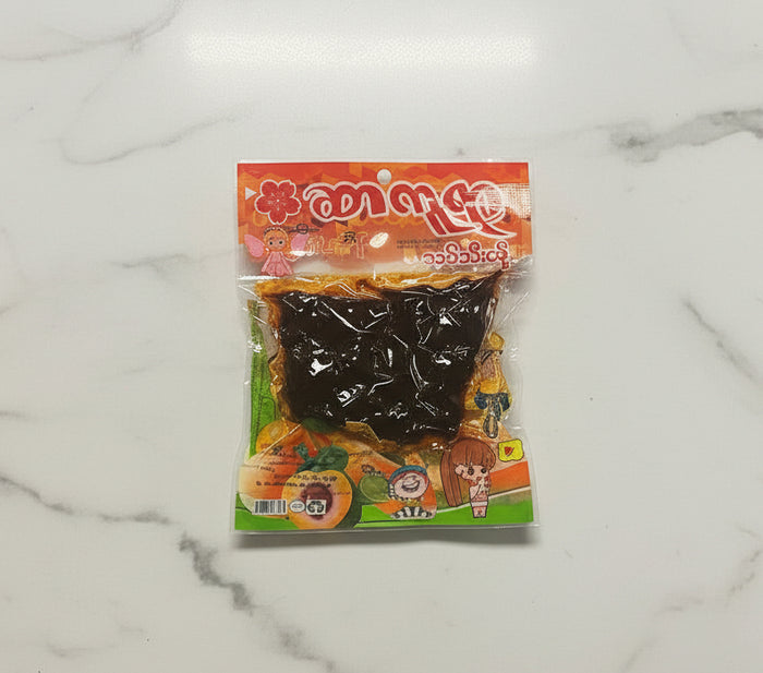 Sakura Preserved Plum (ဆာကူရာ ဇီးယိုအချို ) 1 package