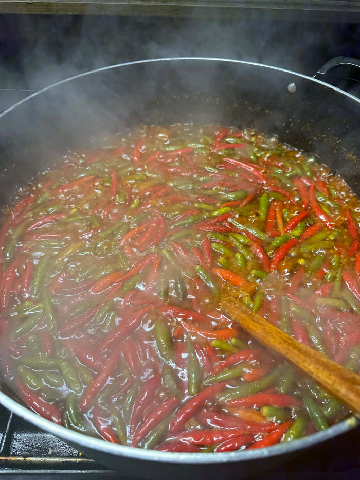 Shwe Hnin Fried Baby Tamarind Fruit with Dried Shrimp  (ရွှေ နှင်း မန် ကျည်း သီး အစိမ်း ကြော်) 🌶️🌶️🌶️🦐🦐🦐 - Myanmar Food USA