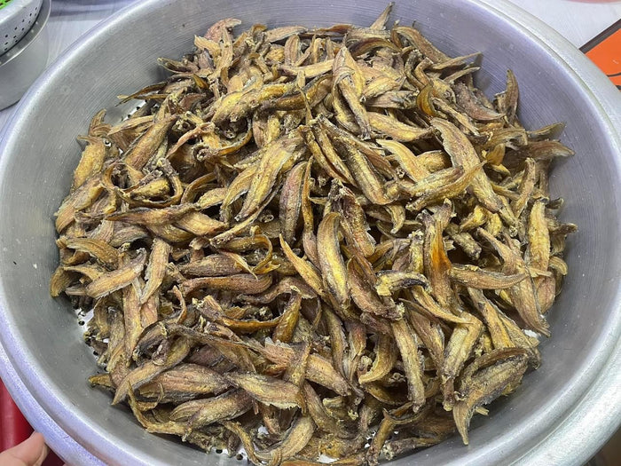 Shwe Moe The Fried Nge Gyee Kyaw with Fried Chili (ရွှေ မိုး သဲ ငါး ကျည်း ကြော်နှပ်) 160 gm - Myanmar Food USA