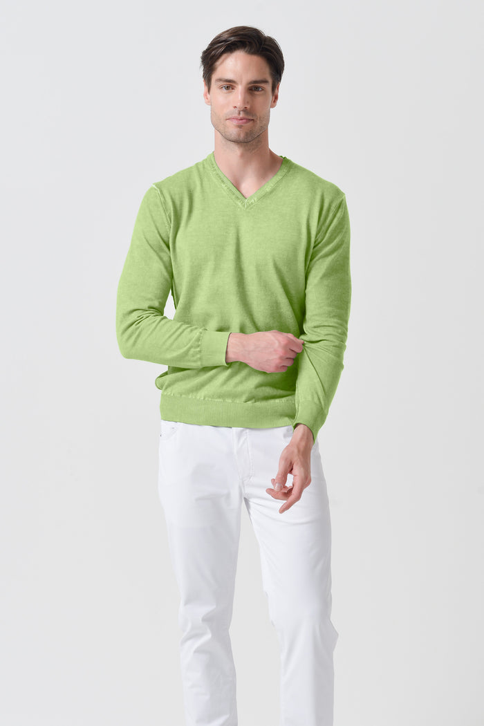 V-Neck Knit - Kiwi