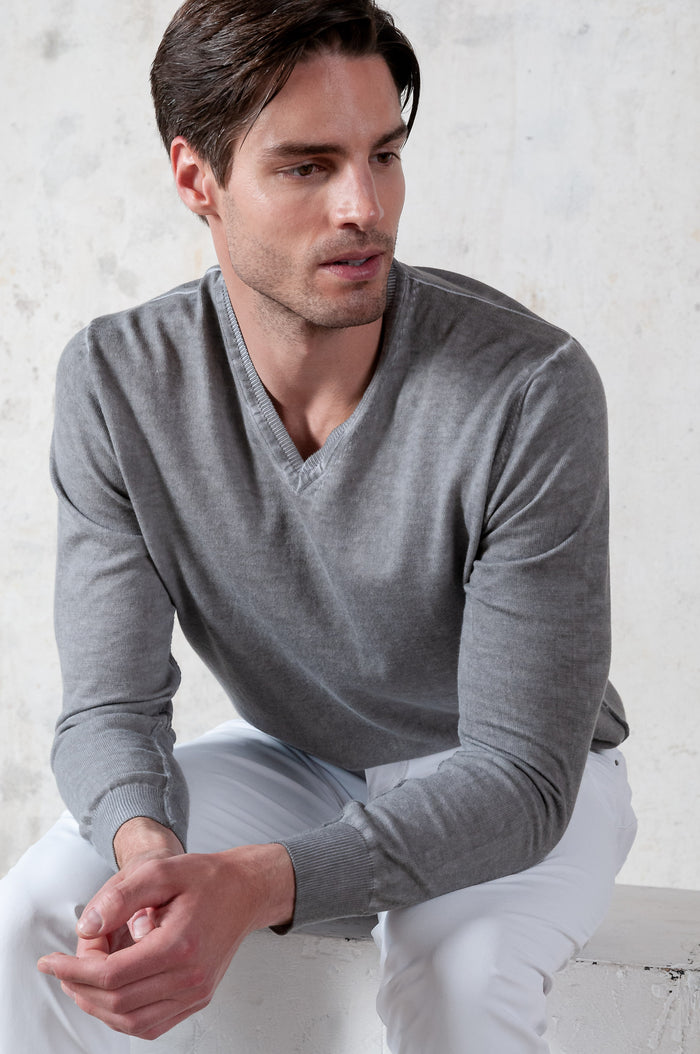 V-Neck Knit - Steel