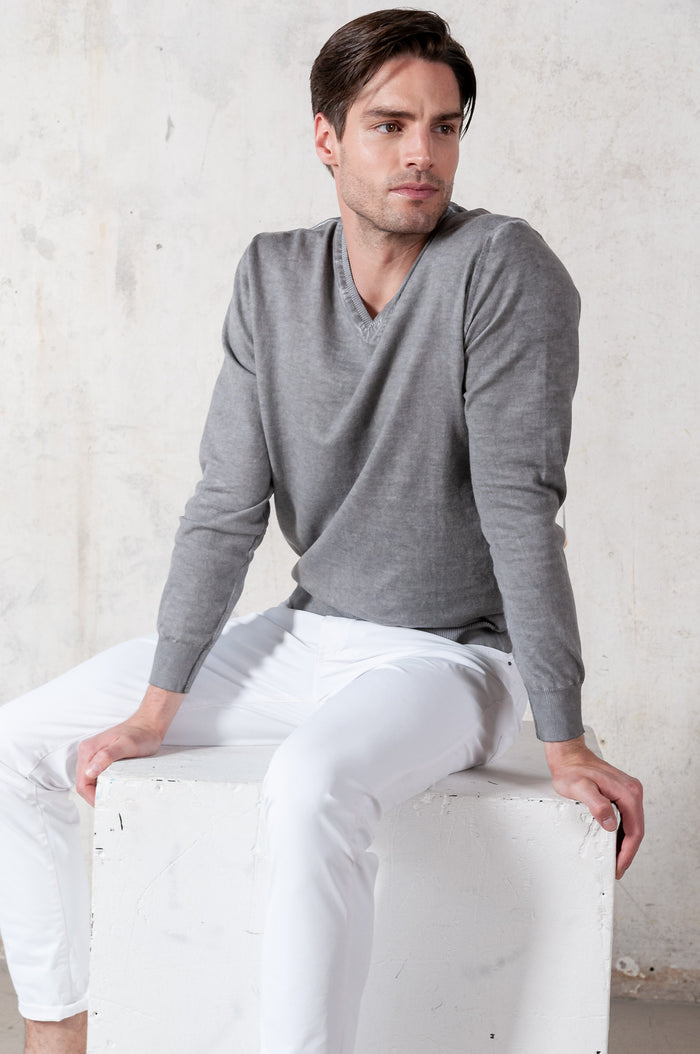V-Neck Knit - Steel