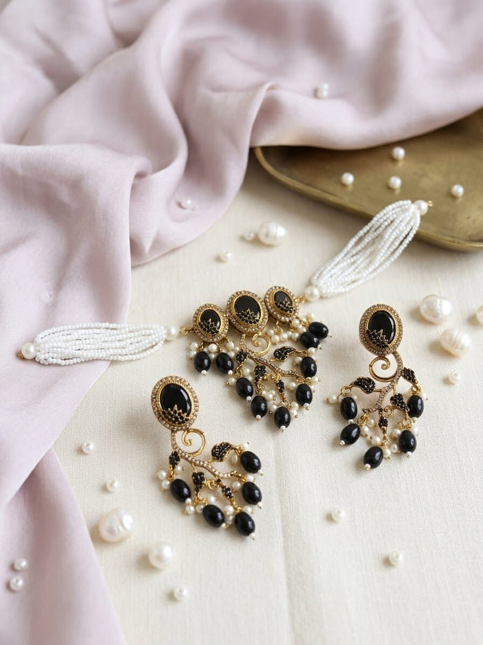 Viral Kashmiri Choker Set