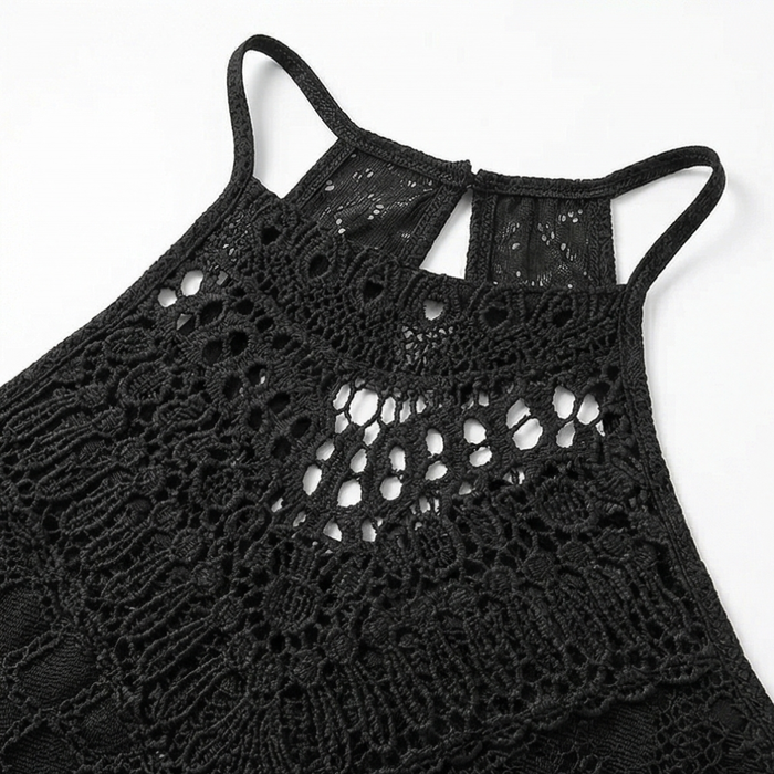 Vivara – Lace Halterneck Maxi Dress