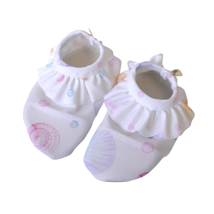 White Seashells Non Slip Aqua Shoes