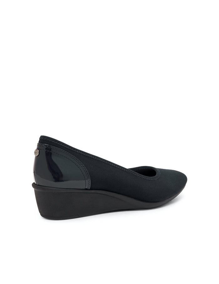 Anne Klein  Wisher Wedge